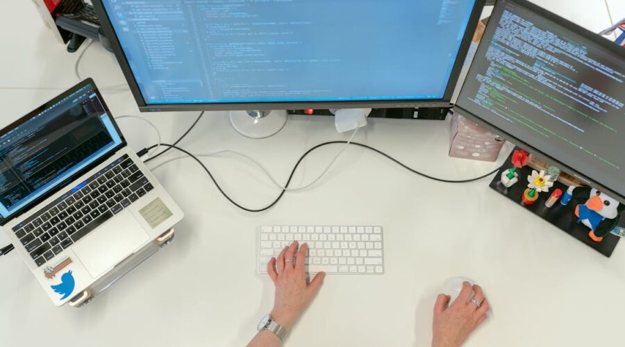 découvrez comment organiser efficacement votre équipement équestre pour un accès facile et une expérience améliorée. nos astuces vous aideront à garder votre matériel en ordre, à prolonger sa durée de vie et à optimiser votre espace de rangement.